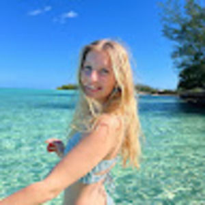 Meet your Posher, Madeline